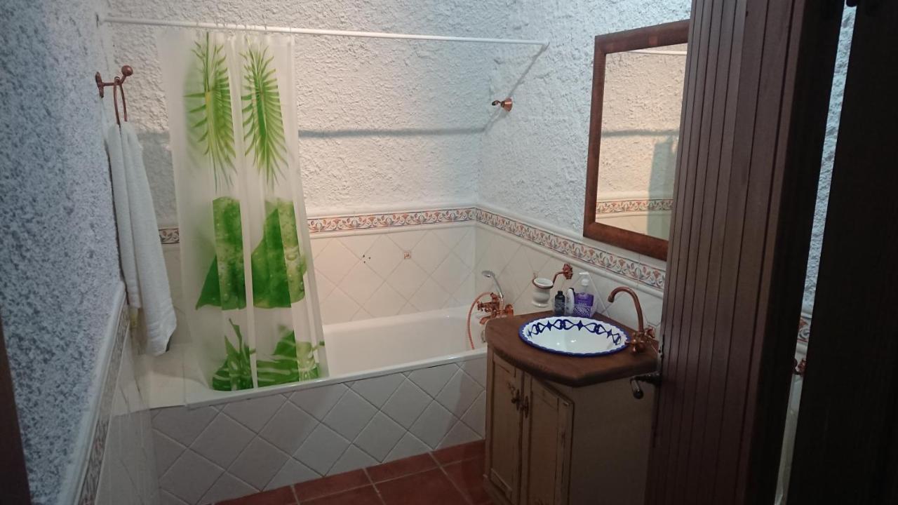 Apartamentos Rurales Mirador Del Negratin Cuevas del Campo Exteriör bild